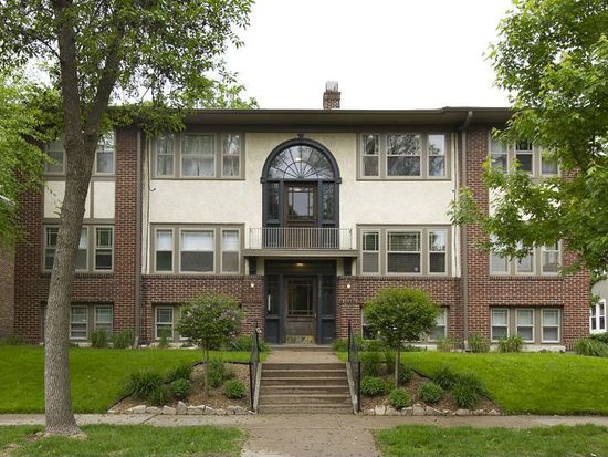 Exterior of six-unit building that Brian and his brother turned into condos. Photo from Zillow
