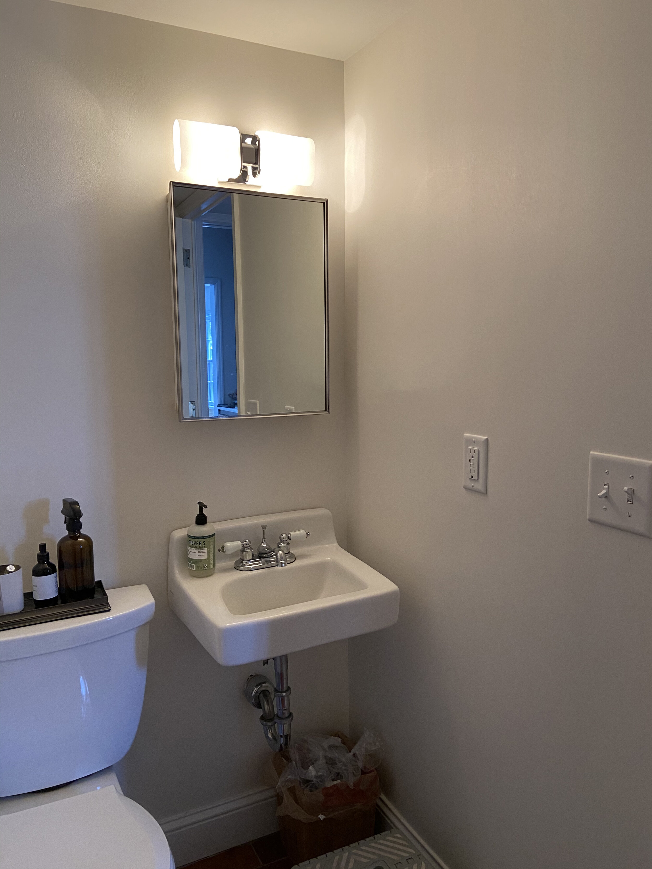 patticakewagner powder room remodel