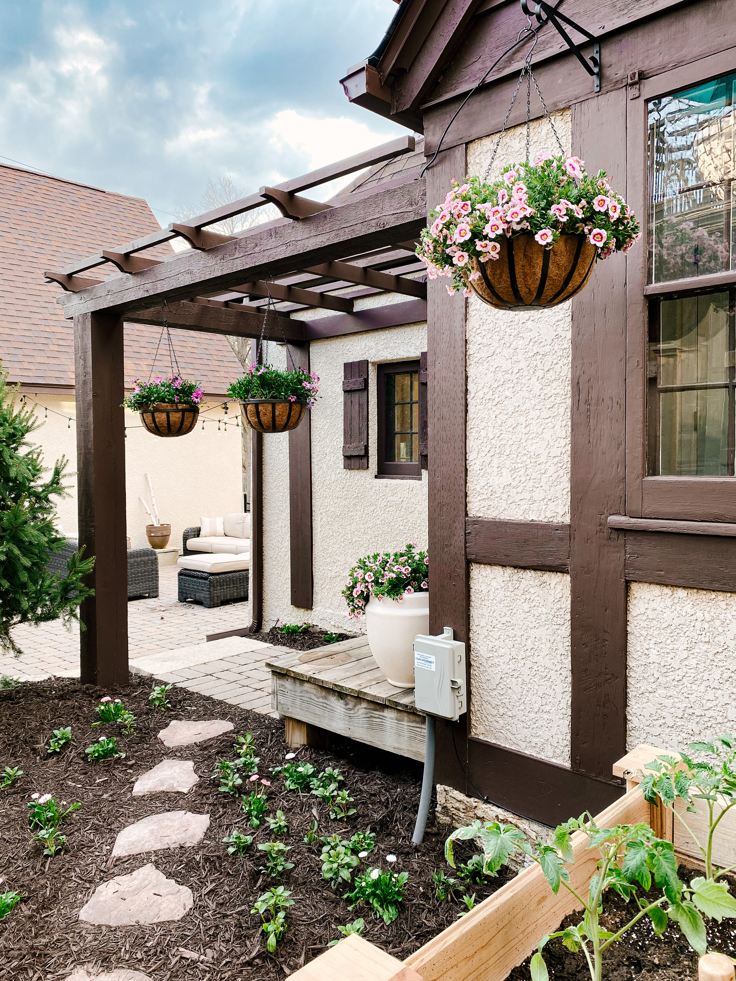 AFTER (Calibrachoa flowers in Large Resin Planter | Plant Bracket | Hanging Coco Baskets