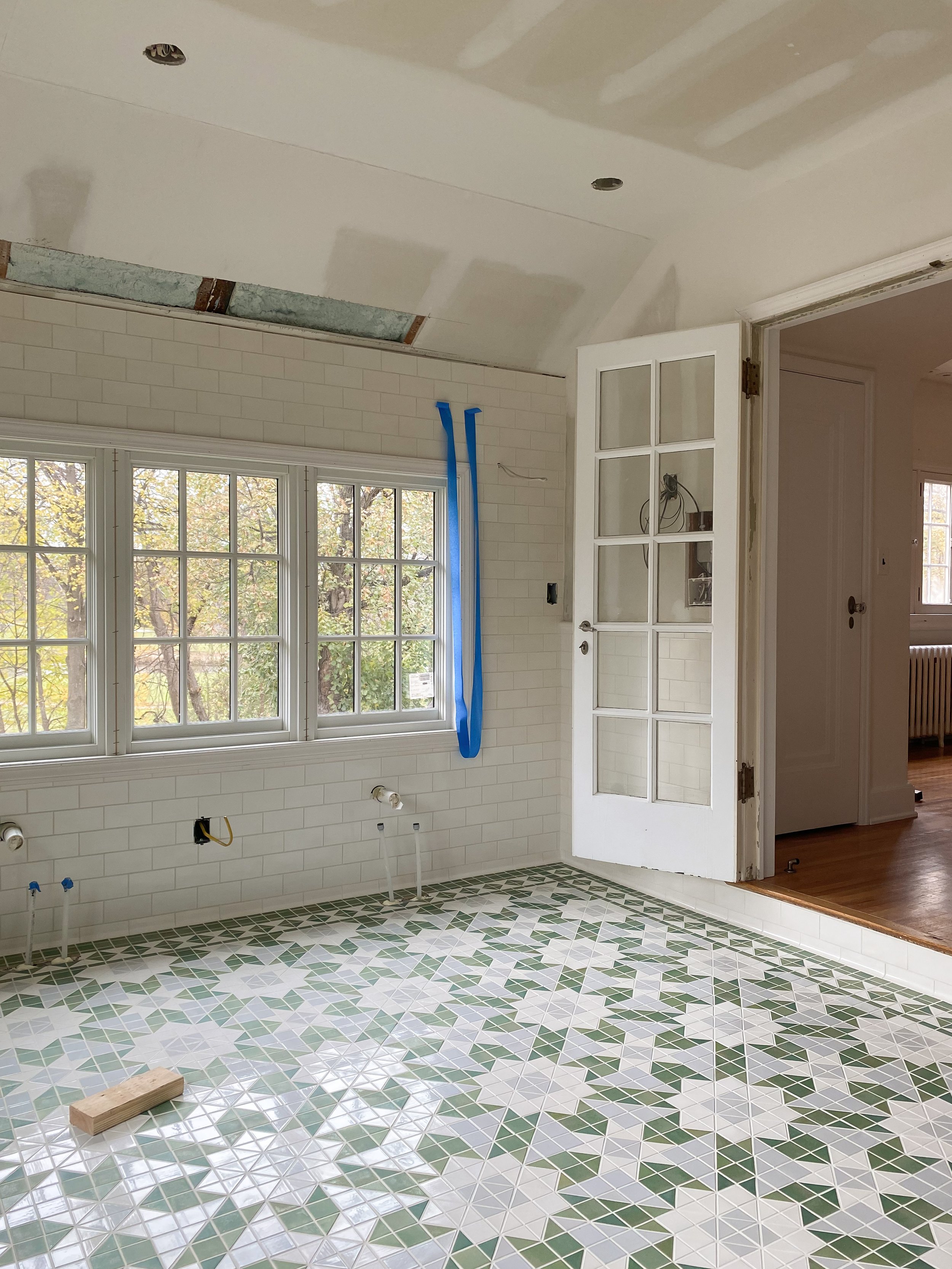 green tile pattern in bathroom