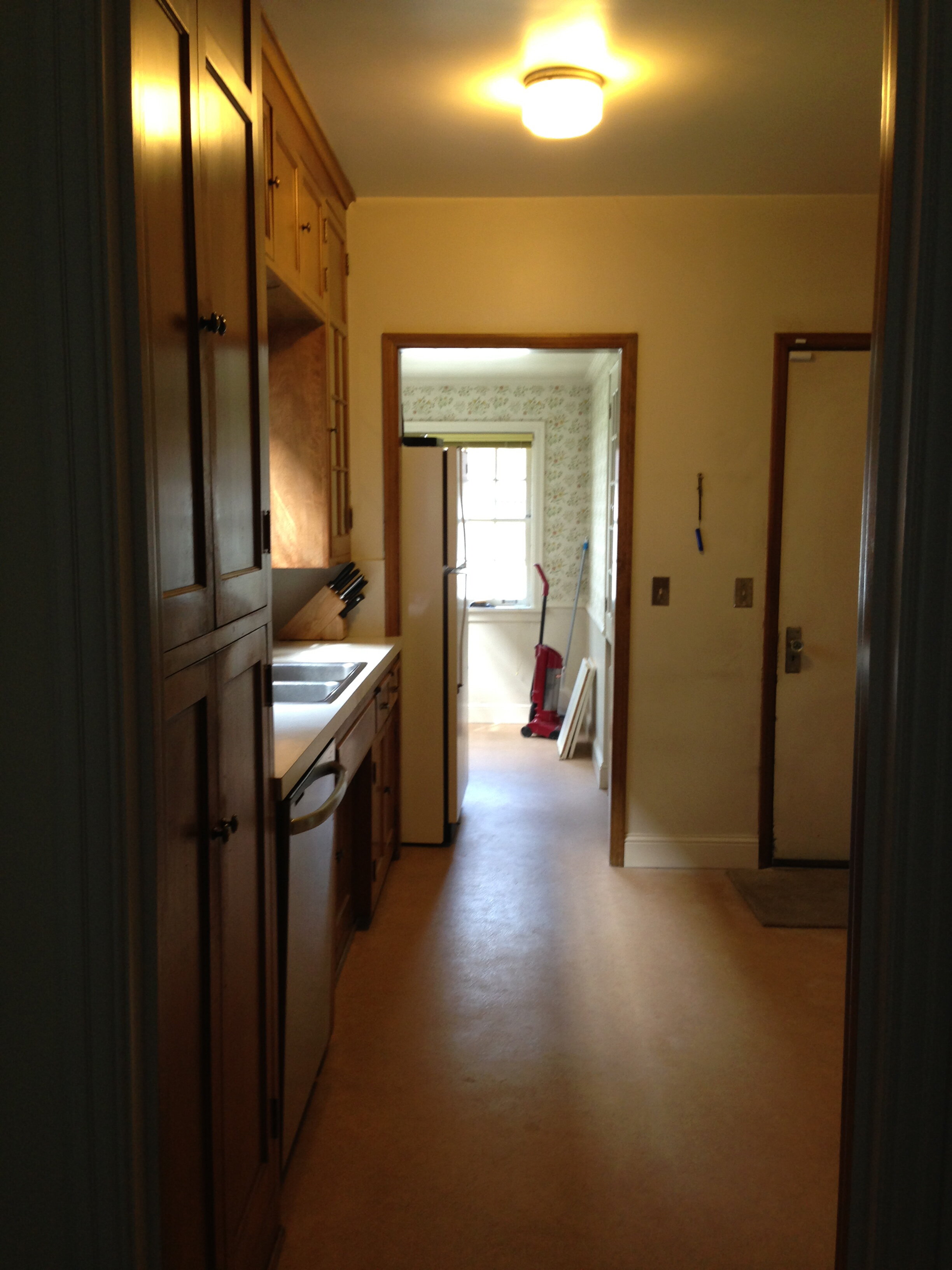 before: mudroom used to be a breakfast nook w/ a fridge