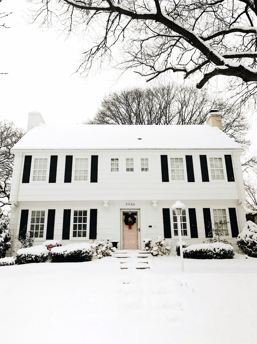Domino: 5 Cozy Houses That Nail Cold-Weather Curb Appeal