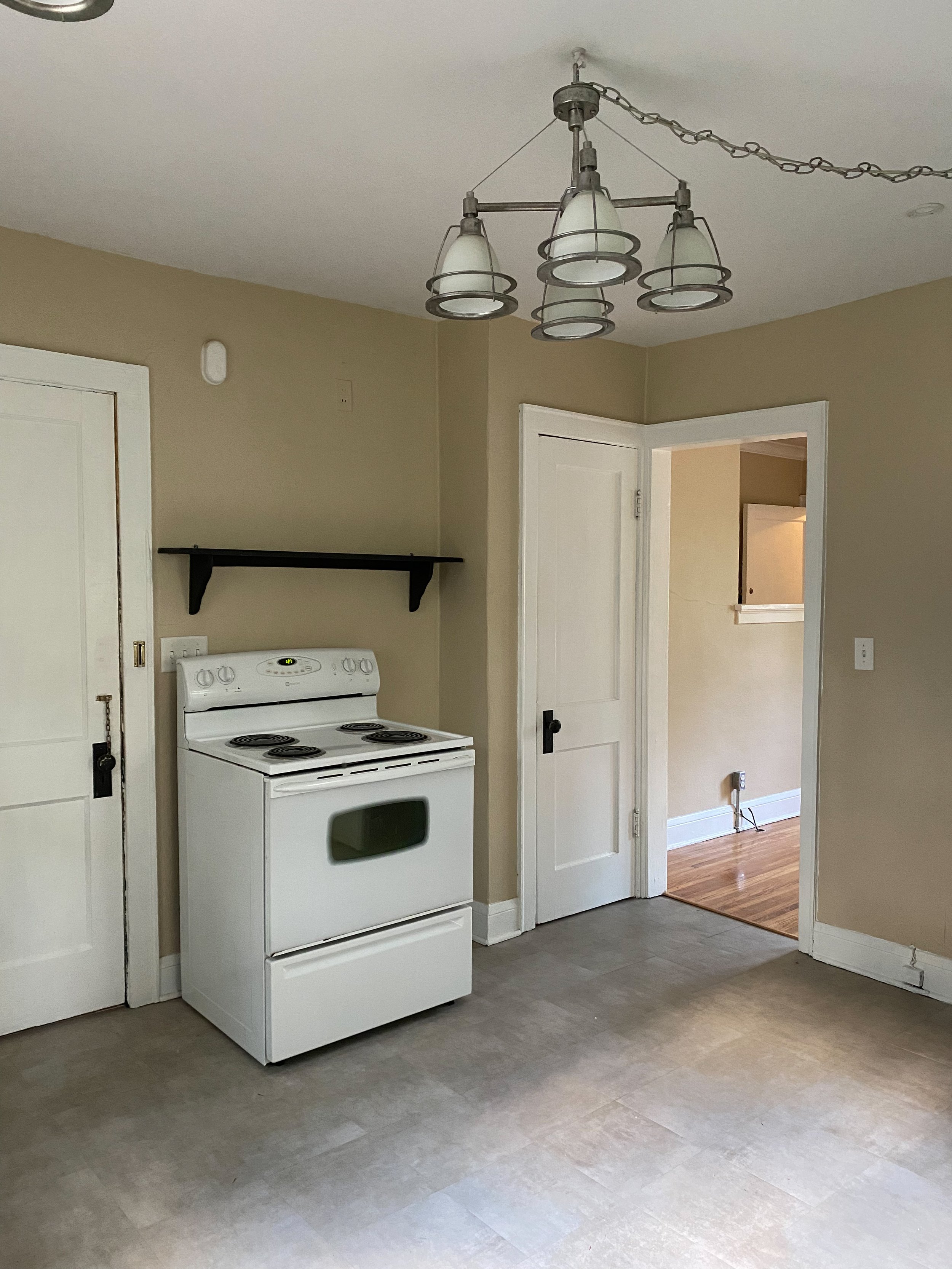 pre-renovation kitchen layout