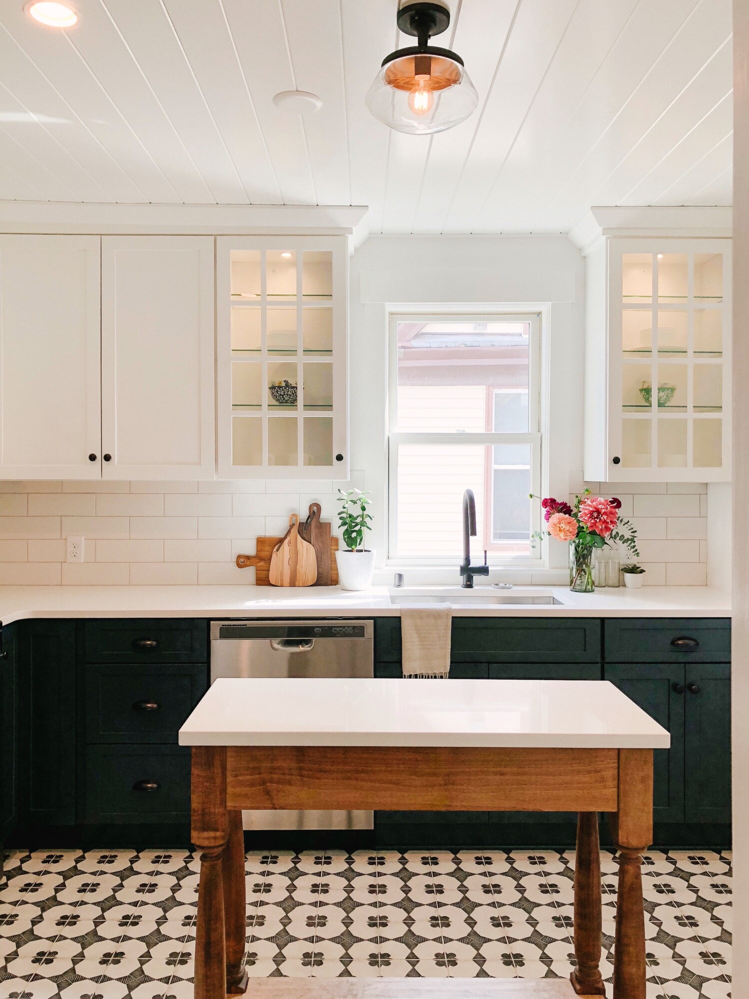 RENTAL PROJECT DUPONT 2ND FLOOR Patticake Wagner